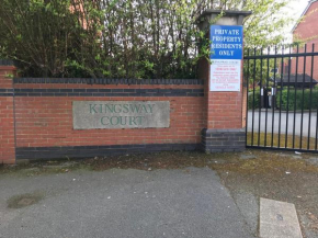 Kingsway Court